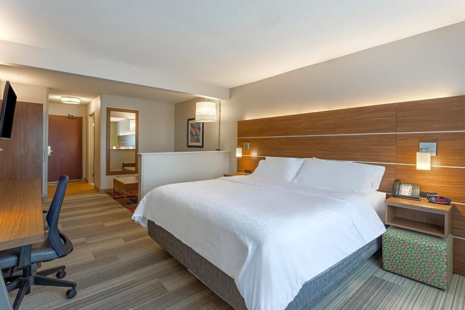 Holiday Inn Express Hotel & Suites Burlington by IHG