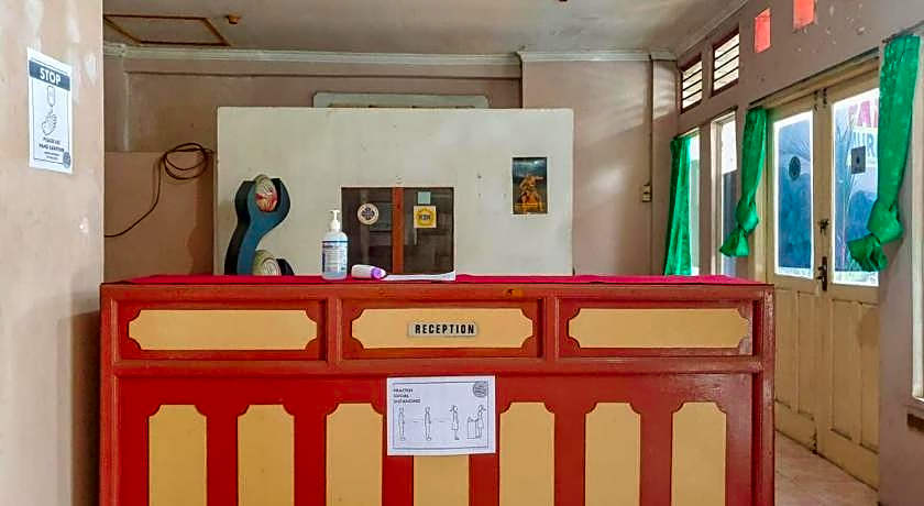 Hotel Jaya Kusuma near Candi Prambanan