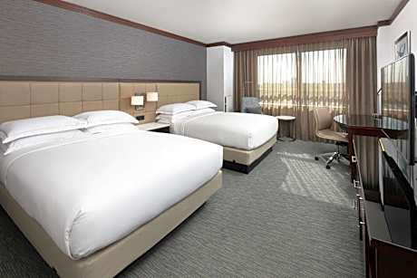 Double Room with Two Double Beds - Disability Access