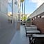 Hampton Inn By Hilton & Suites Los Angeles/Sherman Oaks