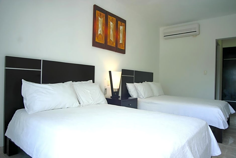 Hotel Holly