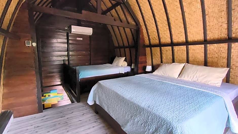 Gili Davidoff Bungalow
