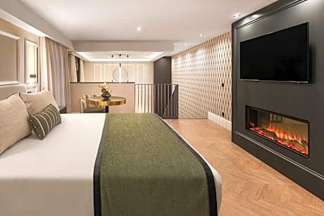 Duplex Room