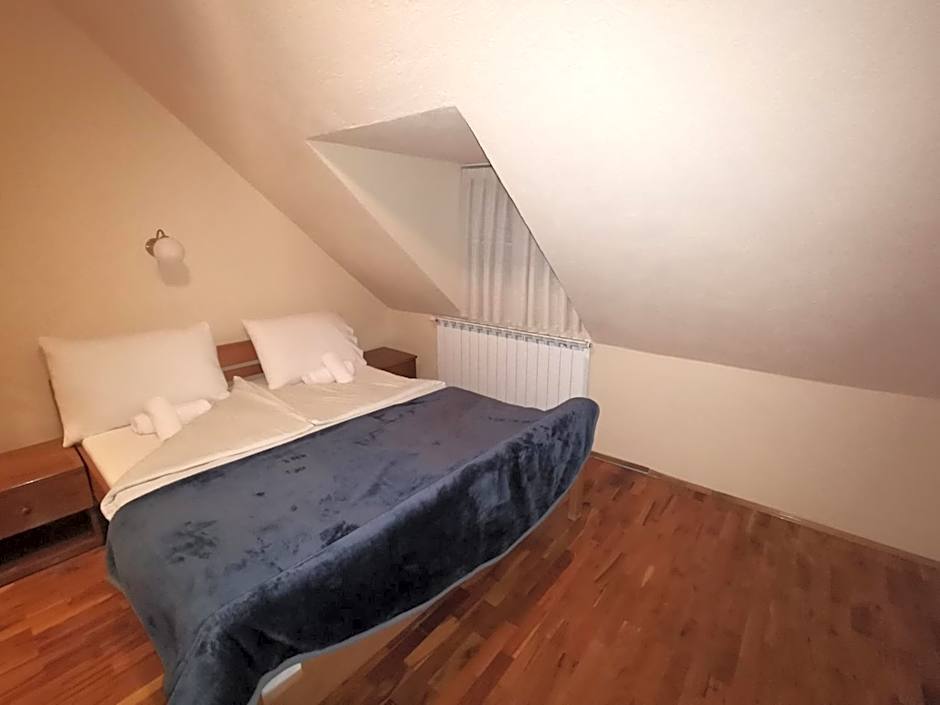 Hotel Gacka