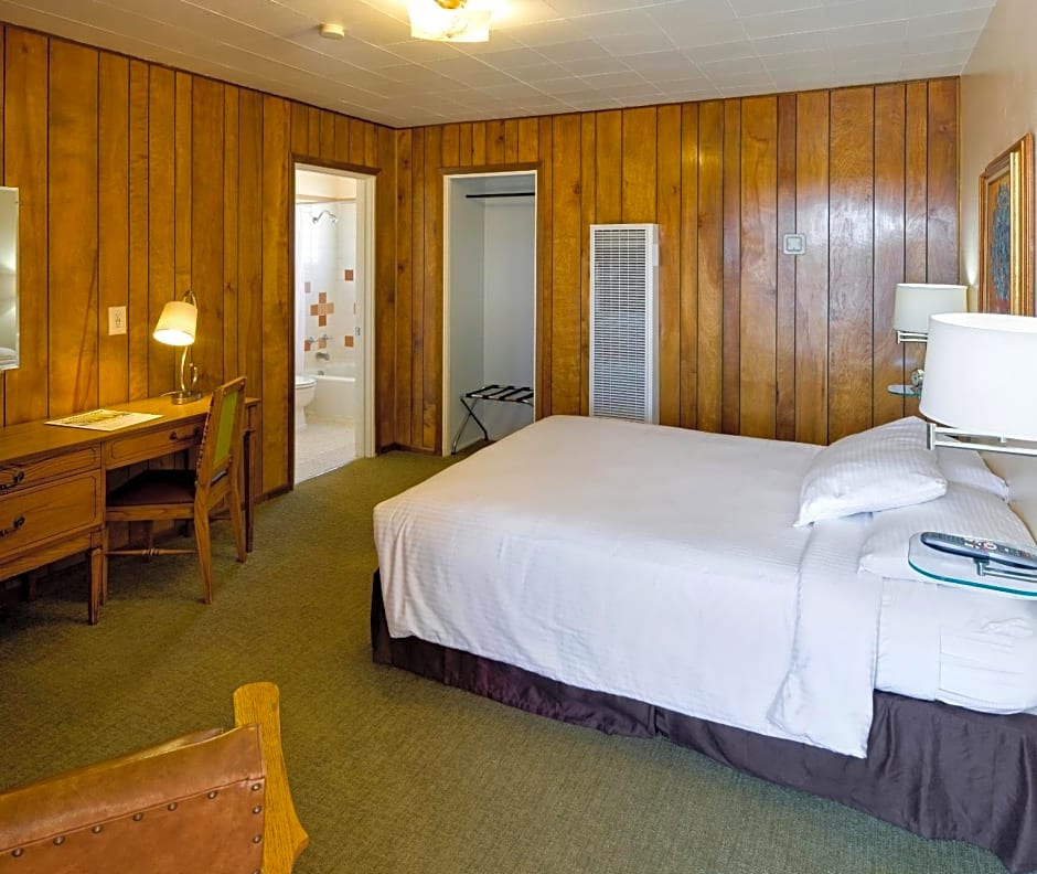 Sunset Motel Moriarty