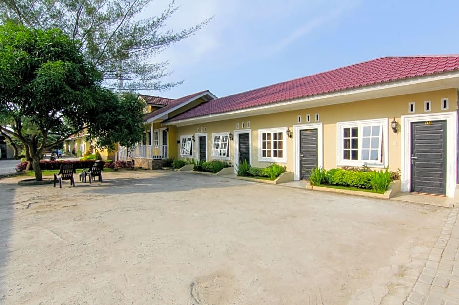 Trans Bandara Residence by ZUZU