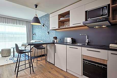 One Bedroom Apartment, 1 Bedroom Apartment, 1 King, Sofa Bed