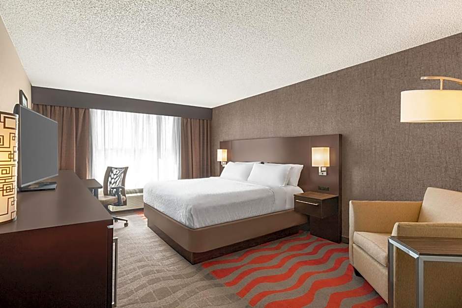 Holiday Inn Boston - Cambridge Area by IHG