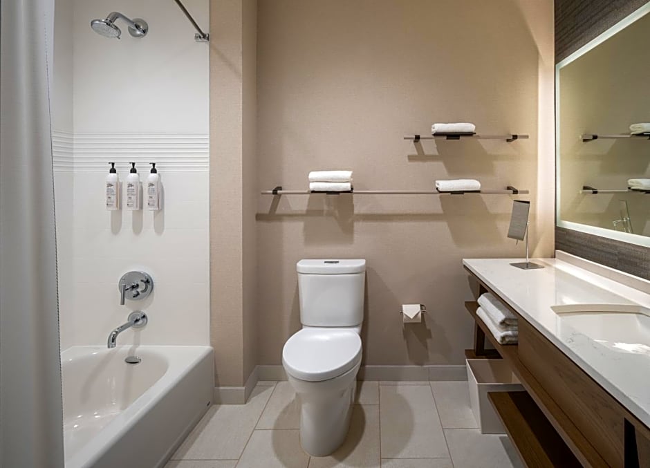Delta Hotels by Marriott Wichita Falls Convention Center