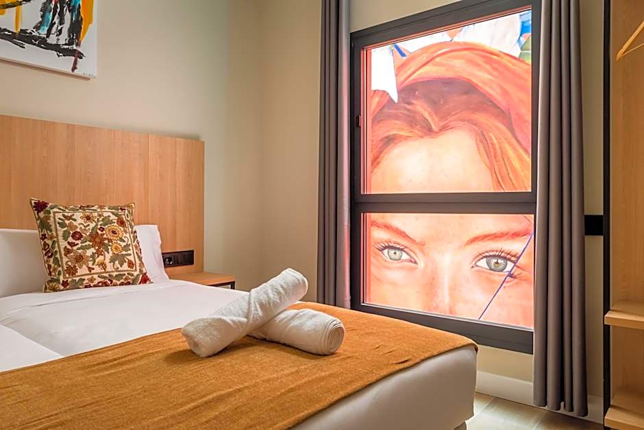 Aerohotel Barcelona Airport 24h