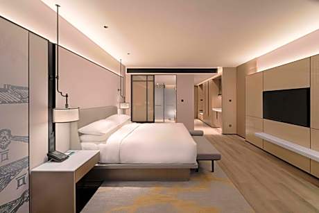 Executive King Room with City View