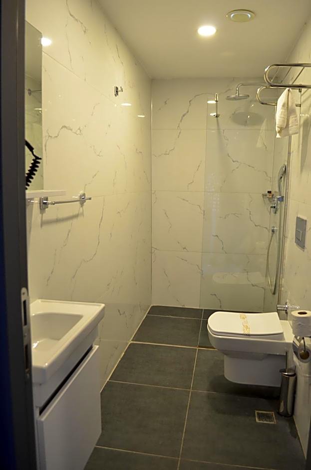 LİZBON HOTEL