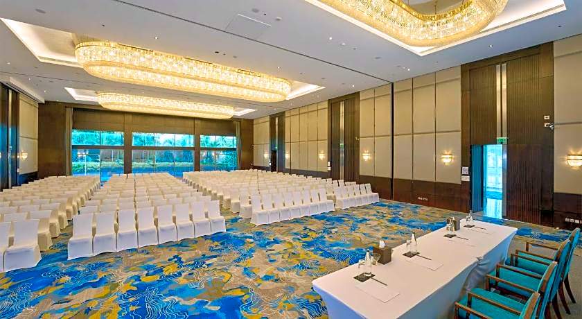 Crowne Plaza Kochi By IHG