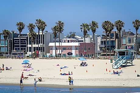 Venice on the Beach Hotel