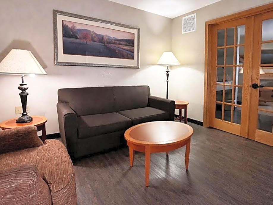 MountainView Lodge and Suites