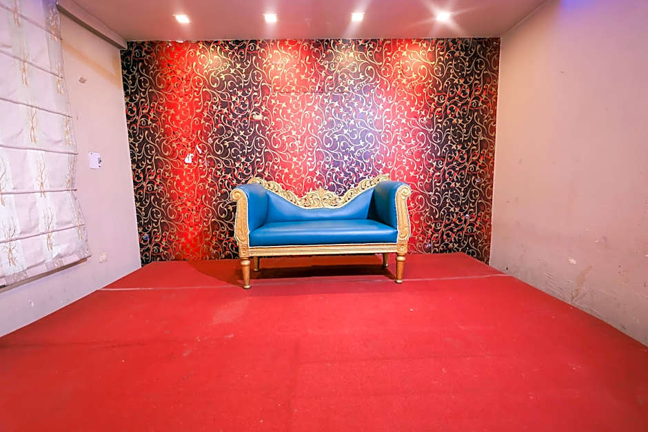 Hotel Krishnam Vrindavan – Near Banke Bihari Temple