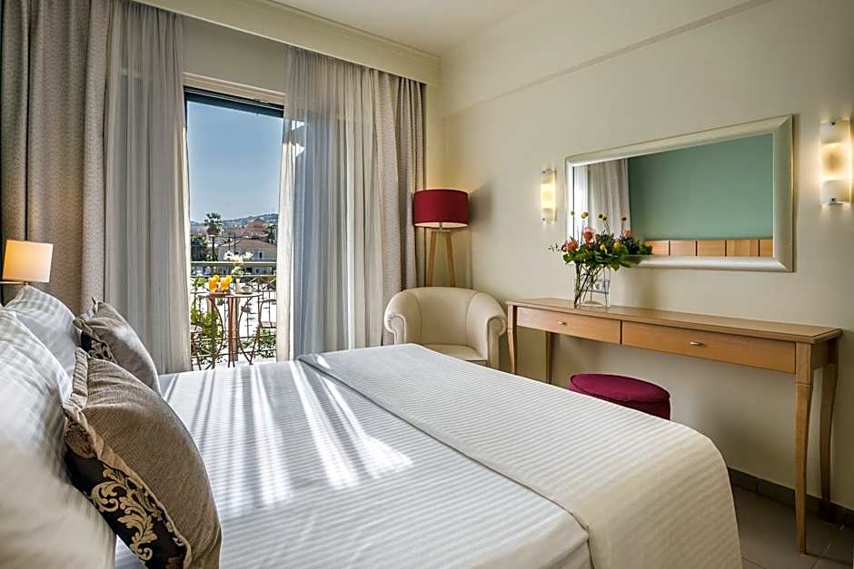 Ionian Plaza Hotel & Spa