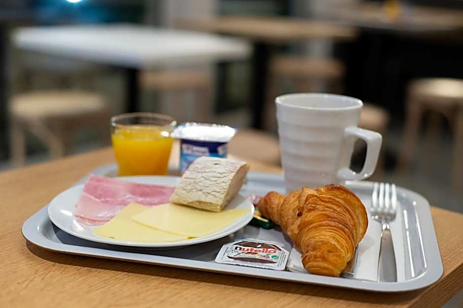 Kyriad Direct Clermont Ferrand Nord Gerzat