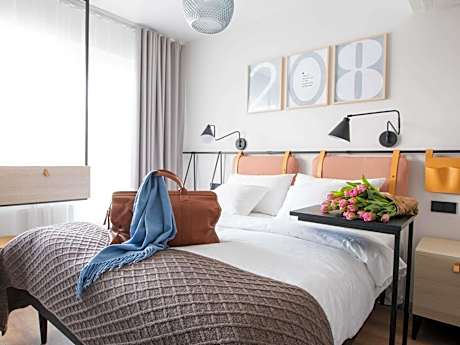 Oru Hub Hotel Tallinn - Handwritten Collection