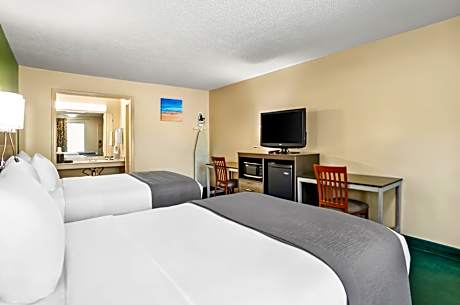 Double Room with Two Double Beds - Smoking