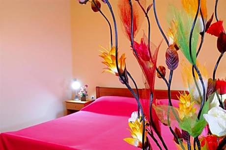 Nikos 2 Studios & Apartments