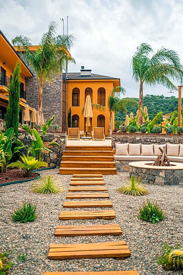 The Remote Hotel