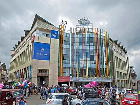 M crown Hotel
