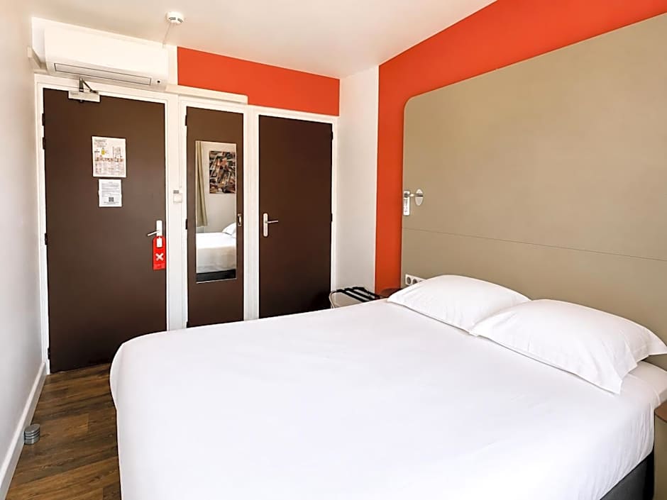 Hotel Thonon Centre Le Comte Rouge