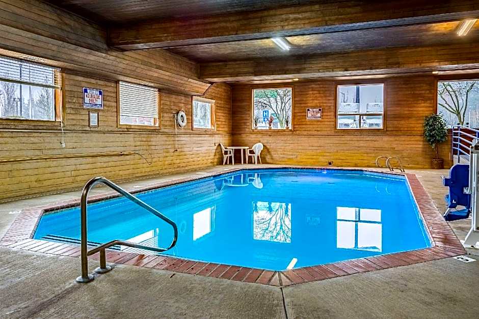 Quality Inn & Suites Vancouver North