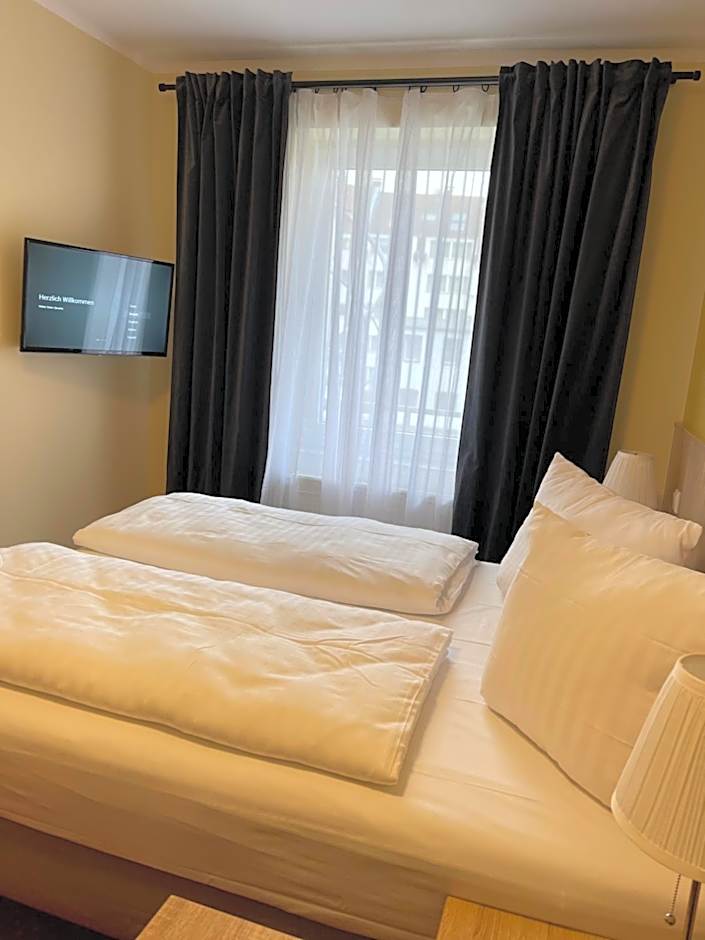 Palm Premium Hotel & Apartments