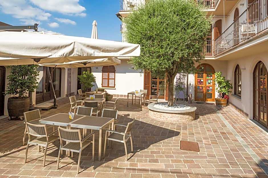 Le Torri - Rooms and Apartments