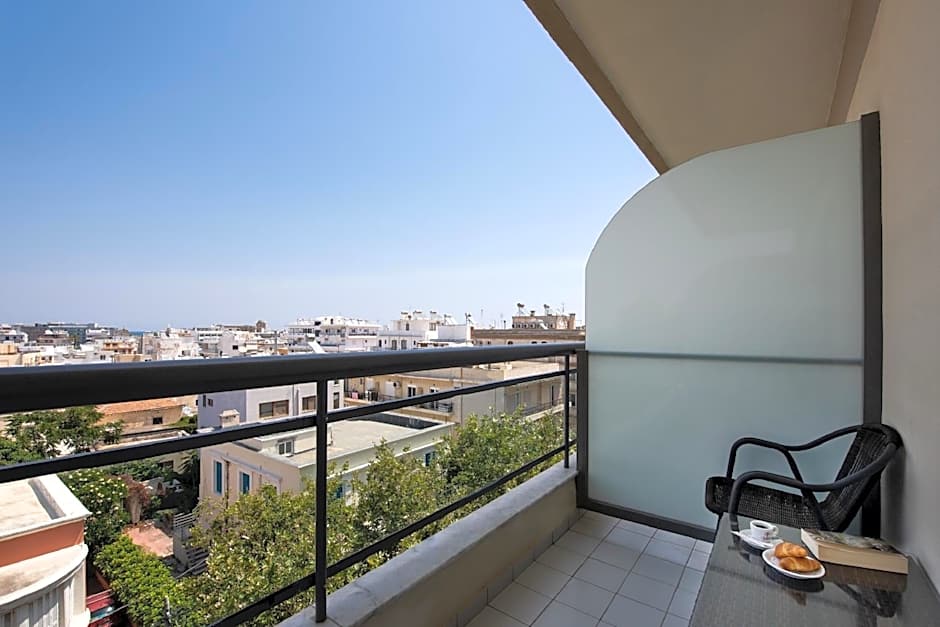 Angela Downtown Hotel