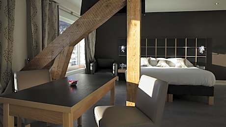 Junior Suite with Lake View