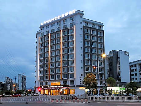 Lavande Hotel Cultural Square and Rulin Road of Wuyuan