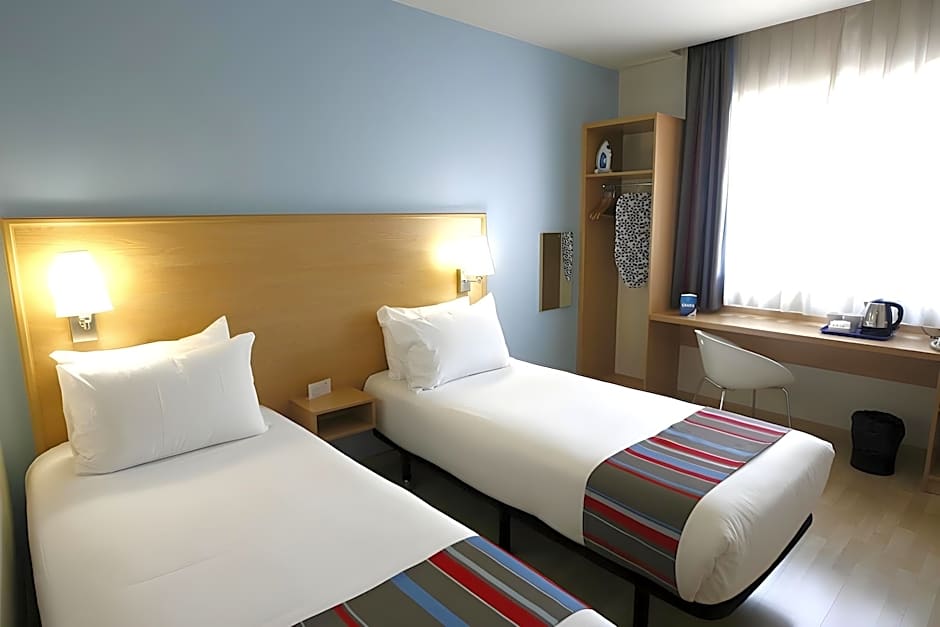 Travelodge Valencia Aeropuerto