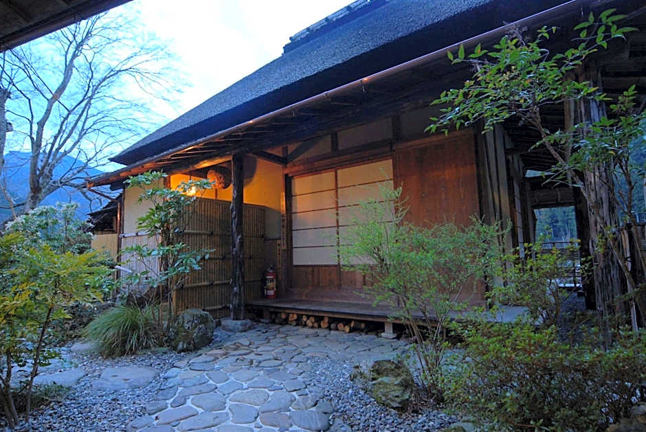 Iya Onsen Hotel Kazurabashi