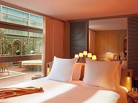 Mondrian Terrace Suite