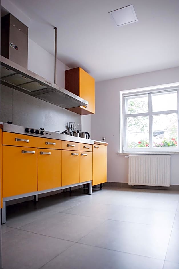 Hostel 55 - darmowy parking