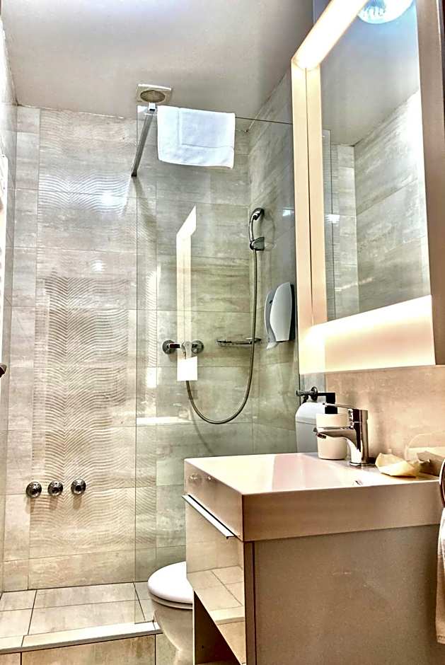 Hét Vezér Apartmanhotel