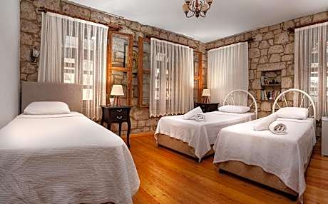 Deluxe Room with Bay Window