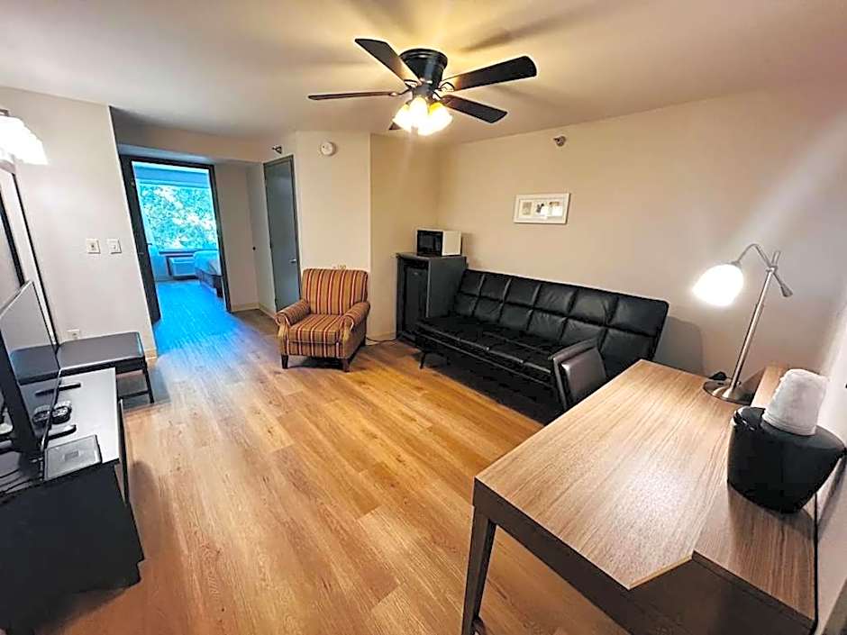 Radiant Inn & Suites