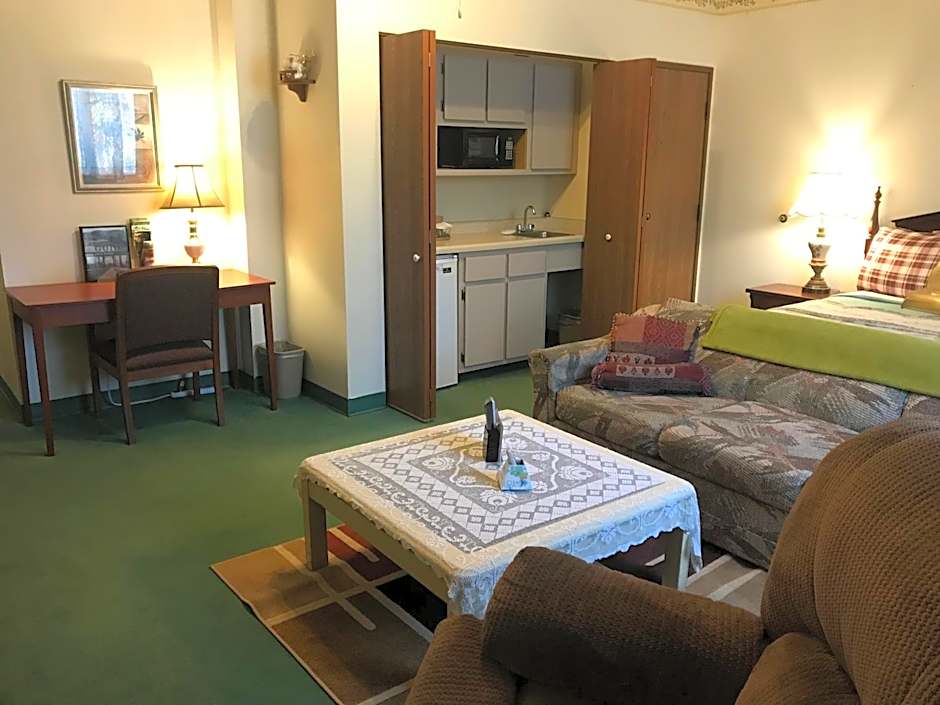 Country Lodge Inn