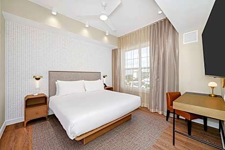 1 Kng 2Rm Ste Mobility/Hearing Access Ri-Shwr