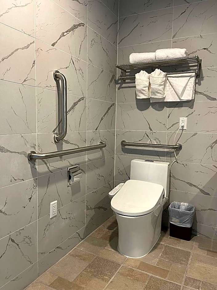 Liberty View Brooklyn Hotel