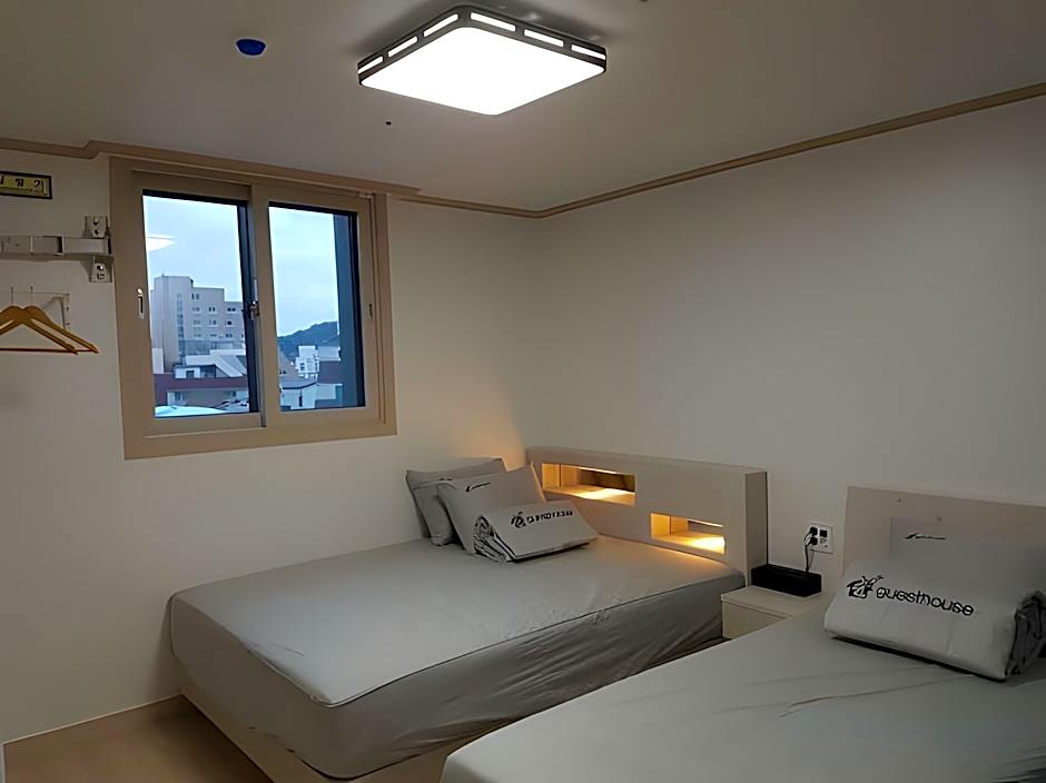 24 Guesthouse Suncheon