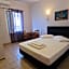 Hera Hotel