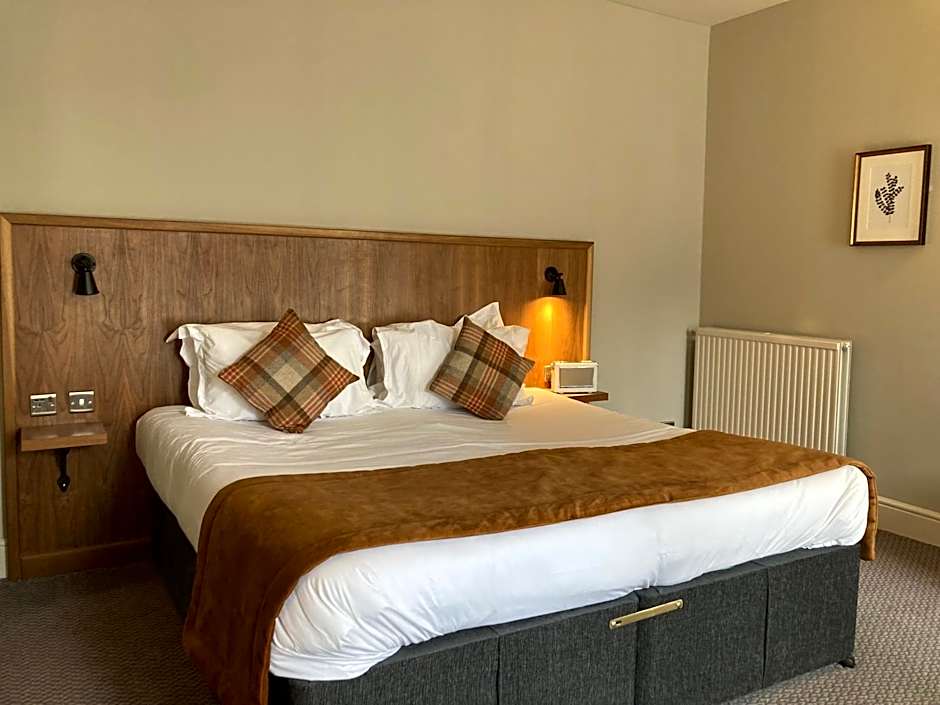 The Cross-Keys Hotel