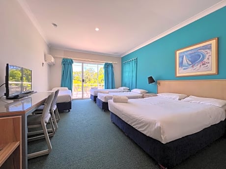 Family Room with 3 Single Beds