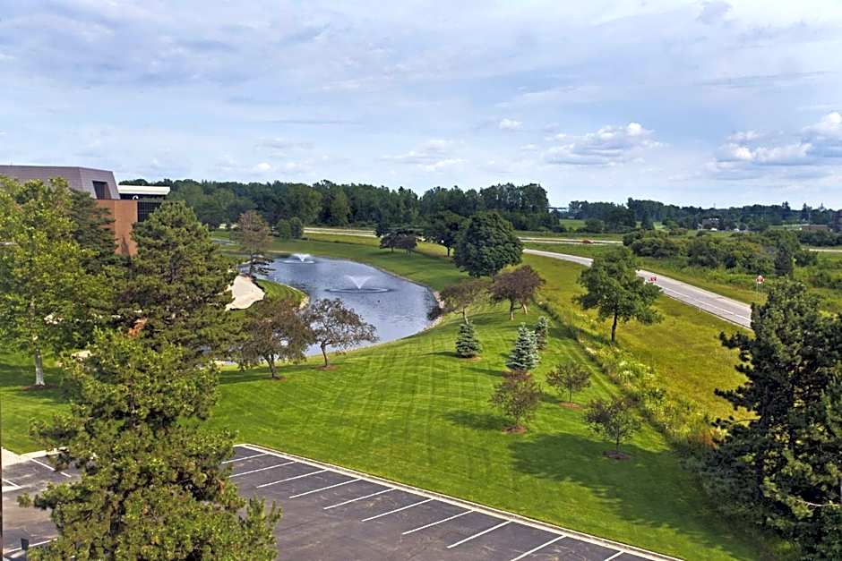 Crowne Plaza Lansing