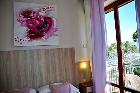 Quadruple Room, Balcony, Sea View (1 Double Bed and 1 Twin Bunk Bed)